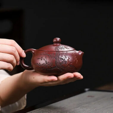 Full Handmade Yixing Zisha Teapot [An Xiang Xishi] (Long Xue Sha – 250ml)