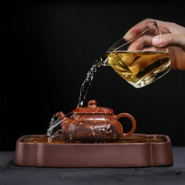 Full Handmade Yixing Zisha Teapot [Bai Fu Ju Zhen] (Hong Jiang Po Ni – 150ml)