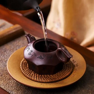 Full Handmade Yixing Zisha Teapot [Baxian Lun Cha] (Zi Xue Sha – 300ml)