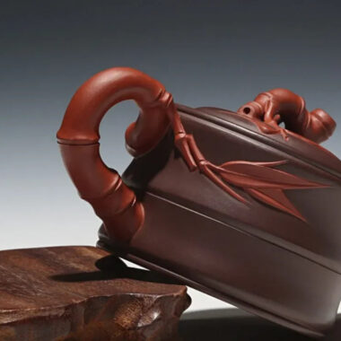 Full Handmade Yixing Zisha Teapot [Bi-color Bamboo Pot] (Zi Ni/Hong Ni – 160ml)