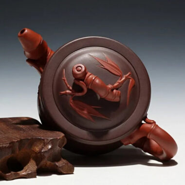 Full Handmade Yixing Zisha Teapot [Bi-color Bamboo Pot] (Zi Ni/Hong Ni – 160ml)