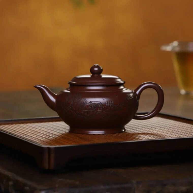 Full Handmade Yixing Zisha Teapot [Bian Xiao Ying Pot] (Zi Ni – 210ml)