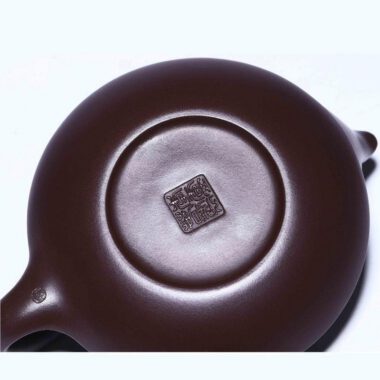 Full Handmade Yixing Zisha Teapot [Cheng Feng Po Lang] 1 Pot 5 Cups Set (Lao Zi Ni – 320ml)