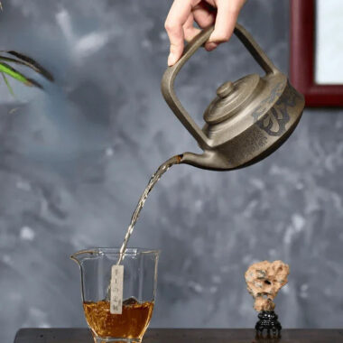 Full Handmade Yixing Zisha Teapot [Chibi Huaigu] (Long Bei Qing – 375ml)