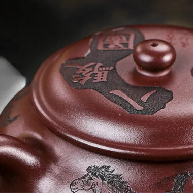 Full Handmade Yixing Zisha Teapot [Eight Horses] (Lao Zi Ni – 280ml)