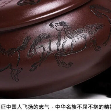 Full Handmade Yixing Zisha Teapot [Eight Horses] (Lao Zi Ni – 280ml)