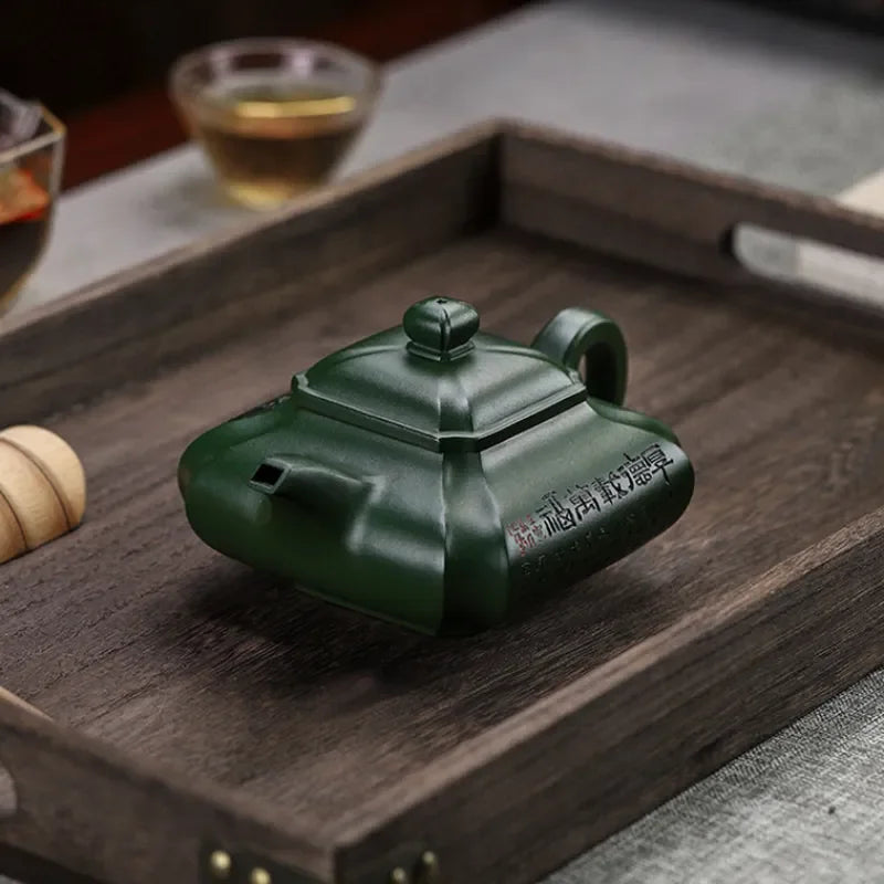 Full Handmade Yixing Zisha Teapot [Fu Yun Wan Jia] (Feicui Lu Ni – 450ml)