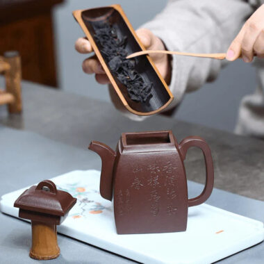 Full Handmade Yixing Zisha Teapot [Han Fang] (Lao Zi Ni – 270ml)