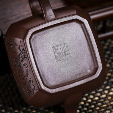 Full Handmade Yixing Zisha Teapot [Hong Xing Piao Xiang] (Zi Jia Ni – 320ml)