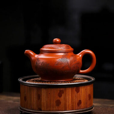 Full Handmade Yixing Zisha Teapot [Ji Tu Nao Chun] (Zhao Zhuang Zhu Ni – 320ml)
