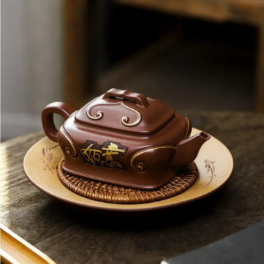 Full Handmade Yixing Zisha Teapot [Ji Xiang Ruyi] (Gu Zi Ni – 340ml)