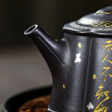 Full Handmade Yixing Zisha Teapot [Jin Ling Hua] (Hei Luolan – 350ml)