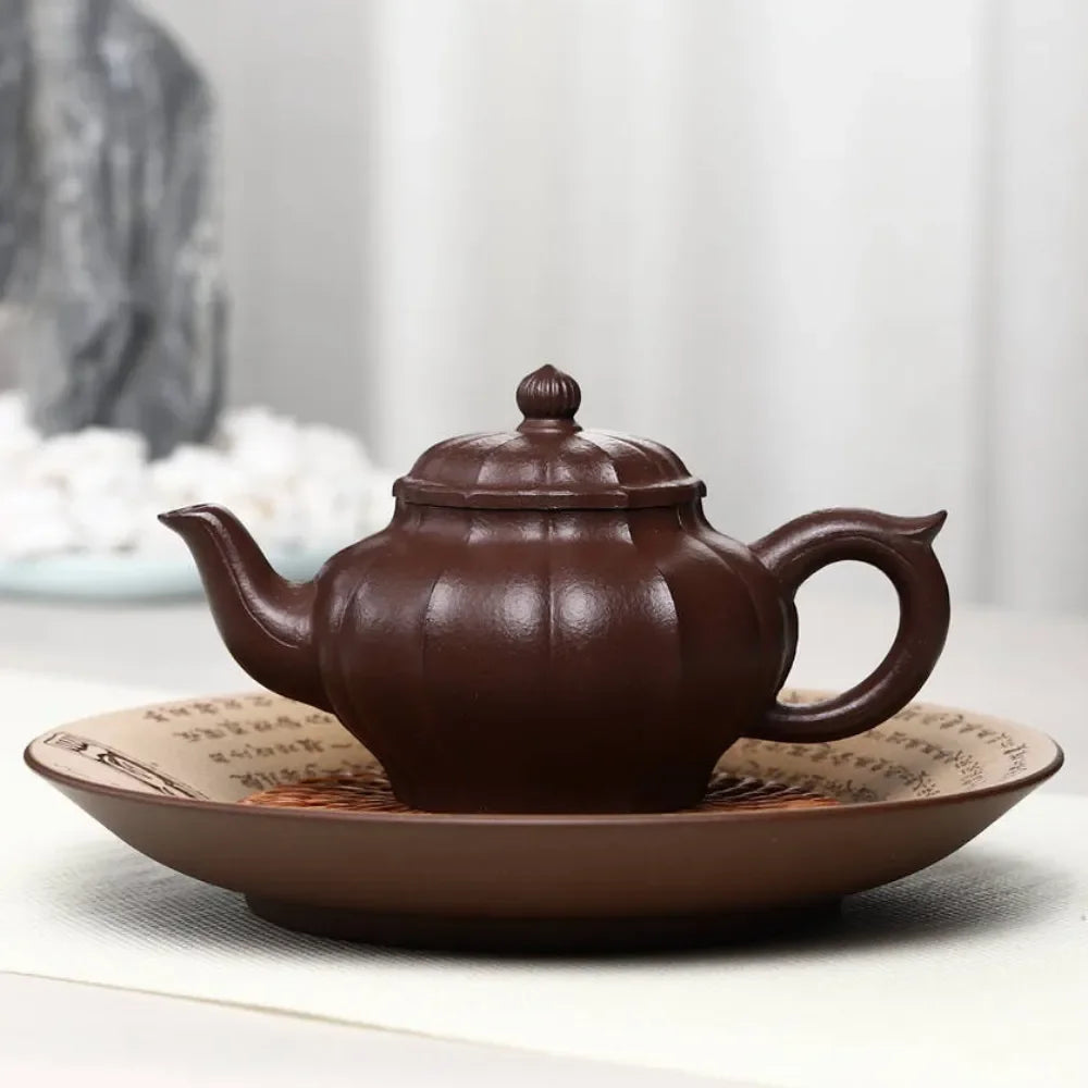 Full Handmade Yixing Zisha Teapot [Jin Nang Xiao Ying Pot] (Zi Ni – 230ml)