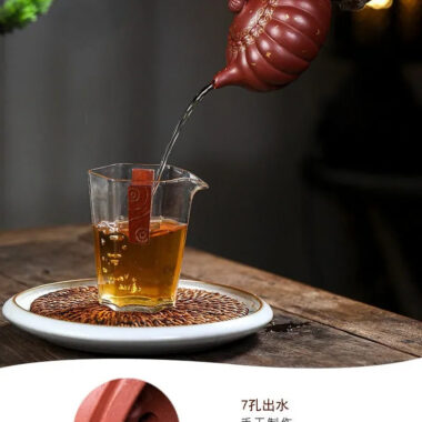 Full Handmade Yixing Zisha Teapot [Jin Wen Ruyi] (Long Xue Sha – 180ml)