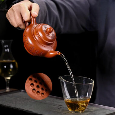 Full Handmade Yixing Zisha Teapot [Liangzhu Chuanqi] (Zhu Ni – 300ml)