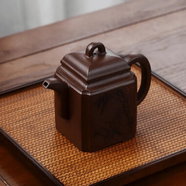 Full Handmade Yixing Zisha Teapot [Life Like Tea] (Hei Xing Sha – 320ml)