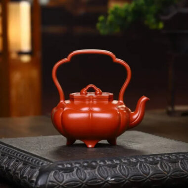Full Handmade Yixing Zisha Teapot [Linghua Tilaing Pot] (Zhu Ni – 380ml)