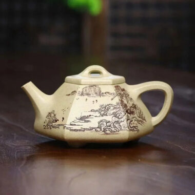 Full Handmade Yixing Zisha Teapot [Liufang Ziye Shi Piao Pot] (Bensan Lu Ni – 300ml)