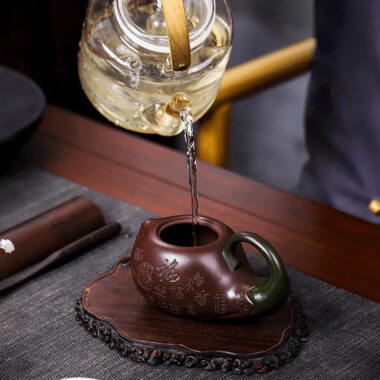 Full Handmade Yixing Zisha Teapot [Lucky Eggplant] (Zi Jia Ni – 320ml)