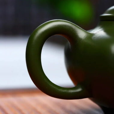 Full Handmade Yixing Zisha Teapot [Nande Hutu] (Douqing Sha – 200ml)