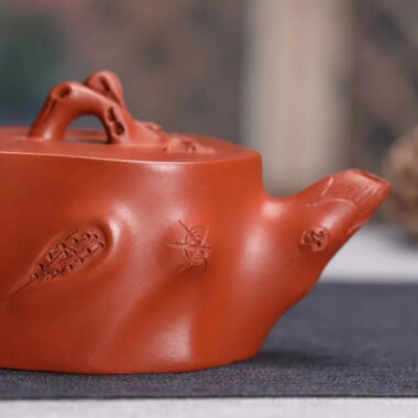 Full Handmade Yixing Zisha Teapot [Plum Tree Trunk Pot] (Zhu Ni – 250ml)