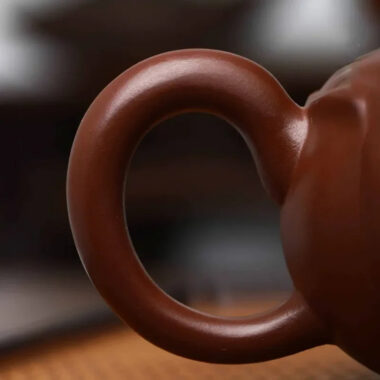 Full Handmade Yixing Zisha Teapot [Prosperous Lotus] (Lao Zi Ni – 320ml)