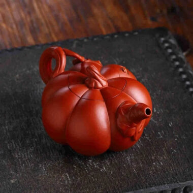 Full Handmade Yixing Zisha Teapot [Pumpkin Pot] (Qing Shui Ni – 280ml)