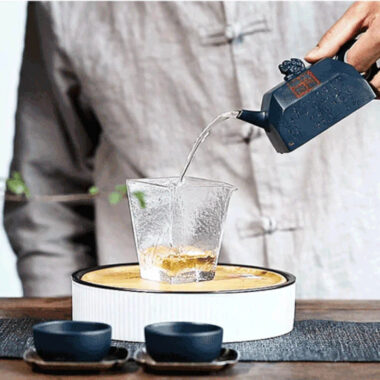Full Handmade Yixing Zisha Teapot [Qingfeng Zhu Ying] (Tian Qing Ni – 240ml)