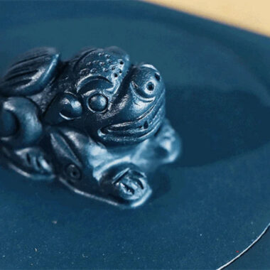 Full Handmade Yixing Zisha Teapot [Qingfeng Zhu Ying] (Tian Qing Ni – 240ml)