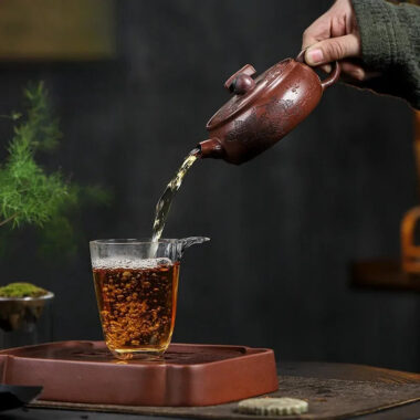 Full Handmade Yixing Zisha Teapot [Shi Shi Ruyi] (Di Cao Qing – 200ml)