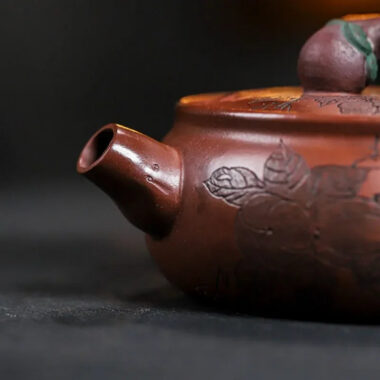 Full Handmade Yixing Zisha Teapot [Shi Shi Ruyi] (Di Cao Qing – 200ml)