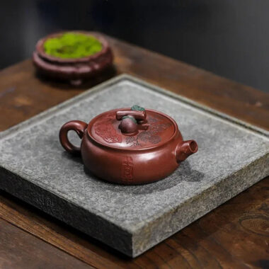 Full Handmade Yixing Zisha Teapot [Shi Shi Ruyi] (Di Cao Qing – 200ml)