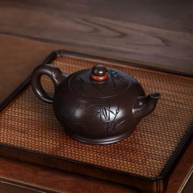 Full Handmade Yixing Zisha Teapot [Shilai Yun Zhuan] (Zi Jia Ni – 380ml)