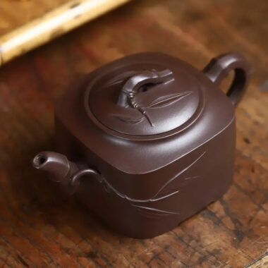 Full Handmade Yixing Zisha Teapot [Sifang Bamboo Pot] (Lao Zi Ni – 250ml)