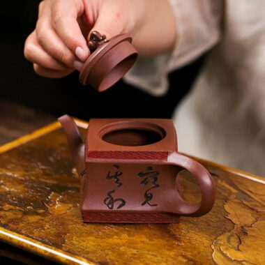 Full Handmade Yixing Zisha Teapot [Sifang Jiebao] (Di Cao Qing – 150ml)