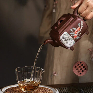 Full Handmade Yixing Zisha Teapot [Sifang Kai Chuang] (Zi Ni – 520ml)