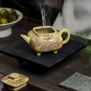 Full Handmade Yixing Zisha Teapot [Song Yun Cha Xiang] (Bensan Lu Ni – 400ml)