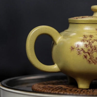 Full Handmade Yixing Zisha Teapot [Song Yun Cha Xiang] (Bensan Lu Ni – 400ml)