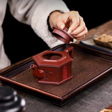 Full Handmade Yixing Zisha Teapot [Three Kingdoms] (Long Xue Sha – 300ml)
