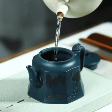 Full Handmade Yixing Zisha Teapot [Wei Er Bu Zheng] (Tian Qing Ni – 260ml)