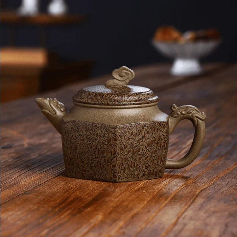 Full Handmade Yixing Zisha Teapot [Wucai Xiangyun] (Qing Duan/Jiao Ni – 330ml)