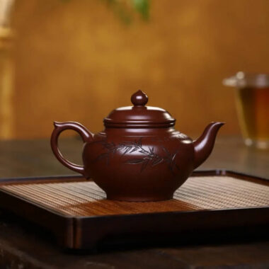 Full Handmade Yixing Zisha Teapot [Xiao Ying Pot] (Zi Ni – 220ml)