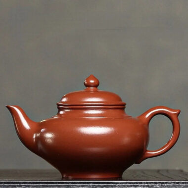 Full Handmade Yixing Zisha Teapot [Xiao Ying Pot] (Zi Zhu Ni – 180ml)