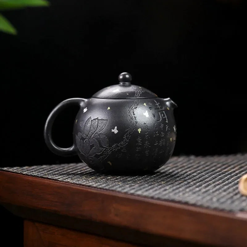 Full Handmade Yixing Zisha Teapot [Xixin Xishi] (Hei Luolan – 220ml)