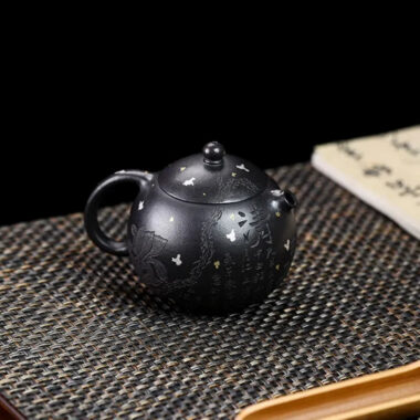 Full Handmade Yixing Zisha Teapot [Xixin Xishi] (Hei Luolan – 220ml)