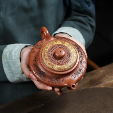 Full Handmade Yixing Zisha Teapot [Xu Bian] (Hong Jiang Po Ni – 430ml)