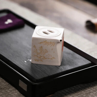 Full Handmade Yixing Zisha Teapot [Yang Xian Sifang] (Bai Duan Ni – 200ml)