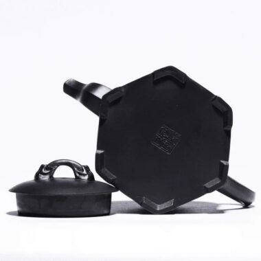 Full Handmade Yixing Zisha Teapot [Yu Bi Cheng Shui] (Shi Huang – 290ml)