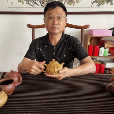 Full Handmade Yixing Zisha Teapot [Zen] (Lao Duan Ni – 260ml)