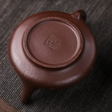 Full Handmade Yixing Zisha Teapot [Zhi Yu Shao Feng] (Lao Zi Ni – 300ml)